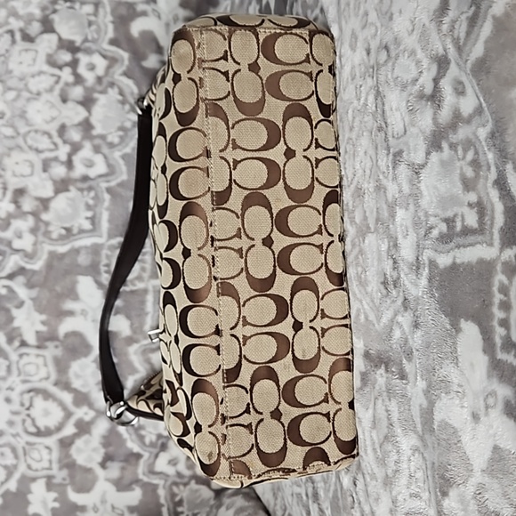 Coach shoulder bag - Picture 6 of 8